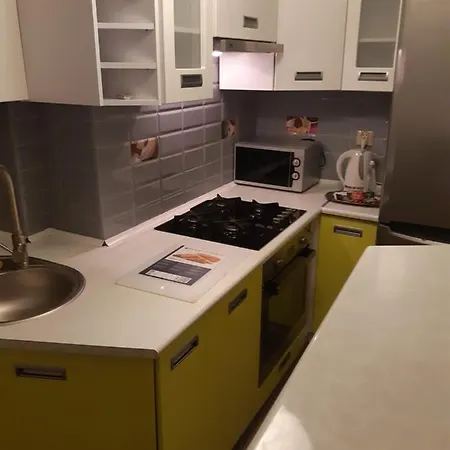 Apartament Chylonia Apartman *